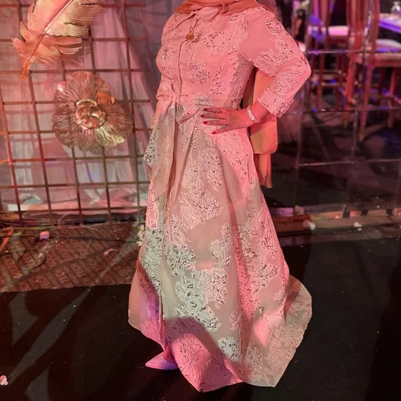 Teri Jon by Rickie Freeman Metallic Jacquard Shirt Waist Gown - Picture 4 of 5